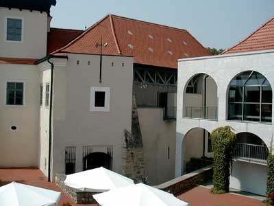 Schlo&szlig; Hagenberg