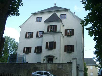 Schlo&szlig; Neuhaus