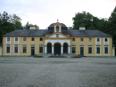 Schlo&szlig; Neuwartenburg